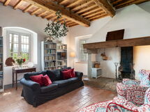Casa Mirandola