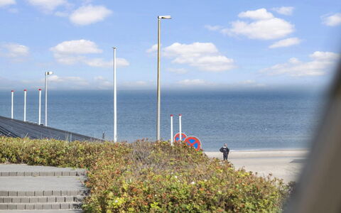 Edin - 100M from the Sea: Ciel, Bleu, Horizon, Mer, Côte, Cotiers Et Relief Océaniques, Océan, Nuage, Rive, Plage
