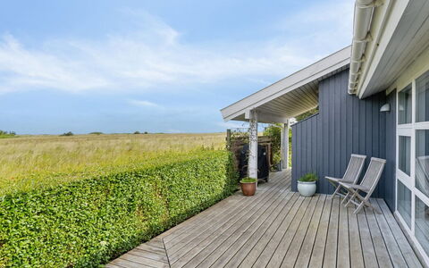 Wehrhart - 125M from the Sea: Meubles, Canapé, Design Intérieur, Sol, Salon, Sol, Throw Pillow, Pièce, Oreiller