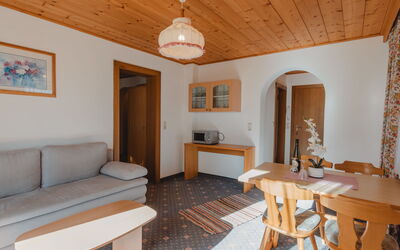 Mitterkopf 800.2: Meubles, Table, Cadre, Bois, Architecture, Design Intérieur, Sol, Sol, Salon, Mur
