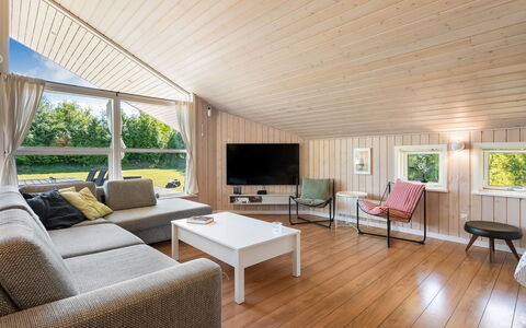 Anca - 450M from the Sea: Design Intérieur, Meubles, Sol, Canapé, Sol, Parquet, Bois, Plafond, Salon, Pièce