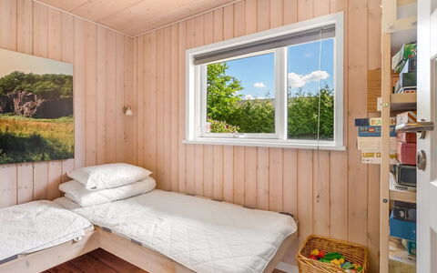 Anca - 450M from the Sea: Bois, Chambre, Domicile, Tache De Bois, Dur, Planche, Porte, Lit, Parquet, Literie