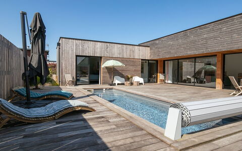 La Villa Agapanthes: Bois, Composite, Dur, Plate-Forme, Siding, Planche, Parquet, Piscine, Conception