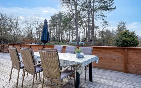 Preben - 50M from the Sea: Bois, Toit, Architecture, Domicile, Maison, Chalet, Siding, Dur, Pente, Biens