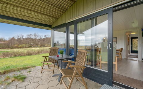 Jule - 1.3Km to the Fjord: Bois, Porche, Plafond, Domicile, Porte, Chalet, Tache De Bois, Dur, Ombre, Siding