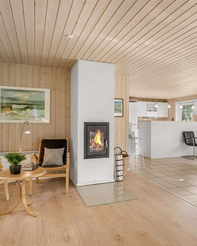 Dix - 900M from the Sea