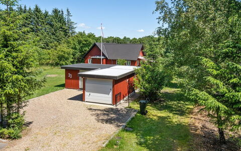 Soile - 12Km from the Sea: Maison, Domicile, Toit, Zone Résidentielle, Chalet, Biens, Ferme, Pelouse, Aménagement Paysager, Siding