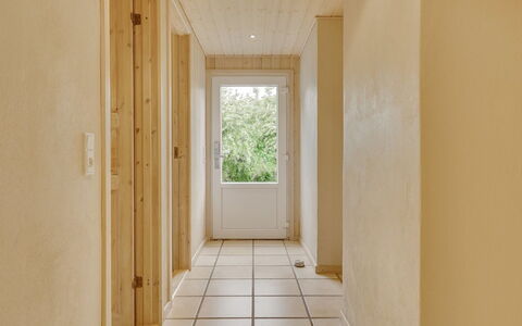 Aviaja - 12Km from the Sea: Meubles, Design Intérieur, Sol, Sol, Plafond, Pièce, Chaise, Table, Appartement, Table Cuisine Et Salle A Manger