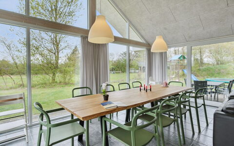 Sada - 12Km from the Sea: Maison, Domicile, Toit, Zone Résidentielle, Chalet, Biens, Ferme, Pelouse, Aménagement Paysager, Siding