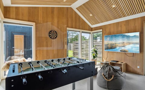 Toyah - 400M from the Sea: Bois, Toit, Architecture, Domicile, Maison, Chalet, Siding, Dur, Pente, Biens