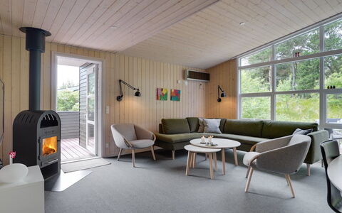 Akkar - 1.8Km from the Sea: Meubles, Design Intérieur, Sol, Bois, Sol, Salon, Plafond, Éclairage, Luminaire, Domicile