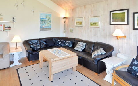 Annalina - 1.1Km from the Sea: Chalet, Cabanon, Cabane, Ferme, Prairie, Cabane, Grange, Cabane En Rondins, Batiments Jardin