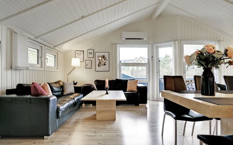 Stense - 900M from the Sea: Chalet, Cabanon, Cabane, Ferme, Prairie, Cabane, Grange, Cabane En Rondins, Batiments Jardin