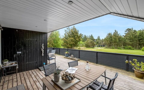 Meinolf - 2Km from the Sea: Bois, Toit, Architecture, Domicile, Maison, Chalet, Siding, Dur, Pente, Biens