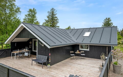 Meinolf - 2Km from the Sea: Bois, Toit, Architecture, Domicile, Maison, Chalet, Siding, Dur, Pente, Biens