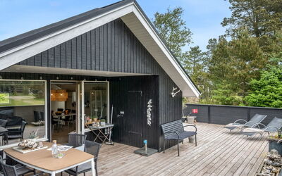 Meinolf - 2Km from the Sea