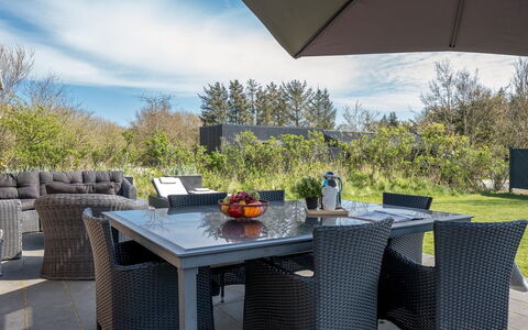 Svenn - 400M from the Sea: Meubles, Mobilier De Jardin, Table, Chaise, Tableau De Plein Air, Table Cuisine Et Salle A Manger, Patio, Jardin, Ombre, Table Basse