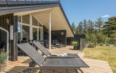 Selima - 300M from the Sea: Bois, Toit, Architecture, Domicile, Maison, Chalet, Siding, Dur, Pente, Biens
