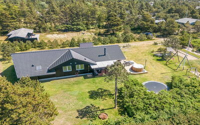 Selima - 300M from the Sea