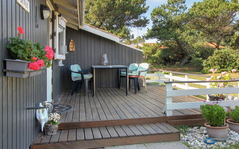 Rokil - 400M from the Sea: Bois, Toit, Architecture, Domicile, Maison, Chalet, Siding, Dur, Pente, Biens