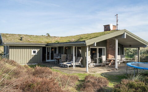 Neja - 400M from the Sea: Bois, Toit, Architecture, Domicile, Maison, Chalet, Siding, Dur, Pente, Biens