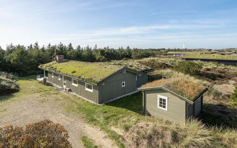 Neja - 400M from the Sea: Bois, Toit, Architecture, Domicile, Maison, Chalet, Siding, Dur, Pente, Biens