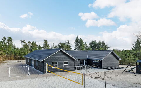 Jeneke - 1.6Km from the Sea: Maison, Domicile, Chalet, Biens, Cour, Ferme, Siding, Batiments Jardin, Porche