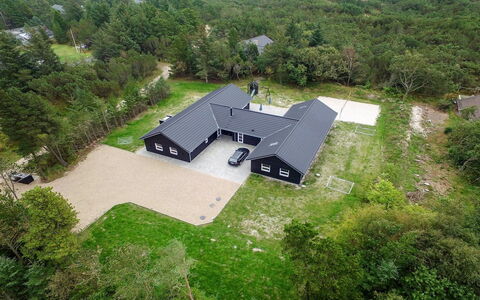 Jeneke - 1.6Km from the Sea: Maison, Domicile, Chalet, Biens, Cour, Ferme, Siding, Batiments Jardin, Porche
