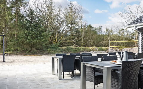 Jeneke - 1.6Km from the Sea: Maison, Domicile, Chalet, Biens, Cour, Ferme, Siding, Batiments Jardin, Porche