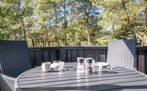Eirik - 2.5Km from the Sea: Maison, Domicile, Chalet, Biens, Cour, Ferme, Siding, Batiments Jardin, Porche