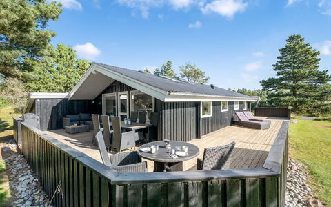 Eirik - 2.5Km from the Sea: Maison, Domicile, Chalet, Biens, Cour, Ferme, Siding, Batiments Jardin, Porche
