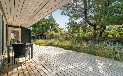 Solgunn - 900M from the Sea: Bois, Toit, Architecture, Domicile, Maison, Chalet, Siding, Dur, Pente, Biens