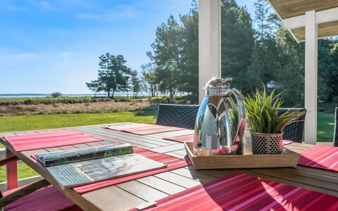 Eltje - 4Km from the Sea: Maison, Toit, Domicile, Chalet, Cabanon, Batiments Jardin, Siding, Cour, Cabane En Rondins, Cabane