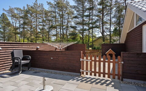 Saila - 500M to the Fjord: Domicile, Chalet, Porte, Biens, Ombre, Siding, Dur, Batiments Jardin, Porche, Conception