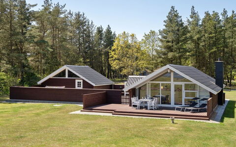 Saila - 500M to the Fjord: Domicile, Chalet, Porte, Biens, Ombre, Siding, Dur, Batiments Jardin, Porche, Conception