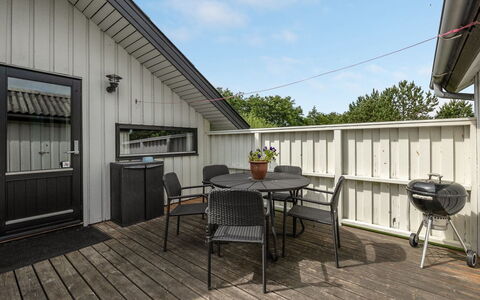 Gorazd - 1.2Km from the Sea: Maison, Domicile, Toit, Chalet, Biens, Aménagement Paysager, Batiments Jardin, Siding, Ferme