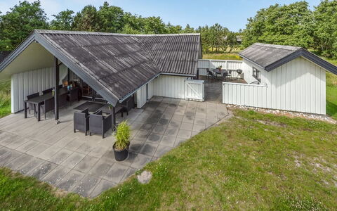 Gorazd - 1.2Km from the Sea: Bois, Toit, Architecture, Domicile, Maison, Chalet, Siding, Dur, Pente, Biens