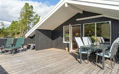 Albrecht - 1.8Km from the Sea