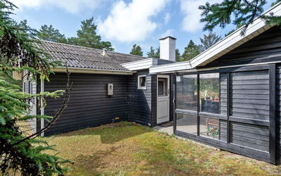 Hildulf - 2Km from the Sea