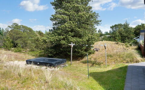 Rasmina - 1.2Km from the Sea: Arbuste, Lot Terre, Jardin, À Feuilles Persistantes, Mélèze, Parc, Famille Pine