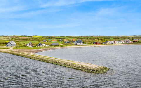 Edvardsine - 20M to the Fjord: Herbe, Prairie, Paysage, Écorégion, Plaine, Communauté Des Plantes, Lot Terre, Mobilier De Jardin, Prairie, Formations Arbustives