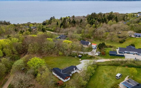 Dwerg - 300M to the Fjord: Maison, Toit, Domicile, Chalet, Cabanon, Batiments Jardin, Siding, Cour, Cabane En Rondins, Cabane