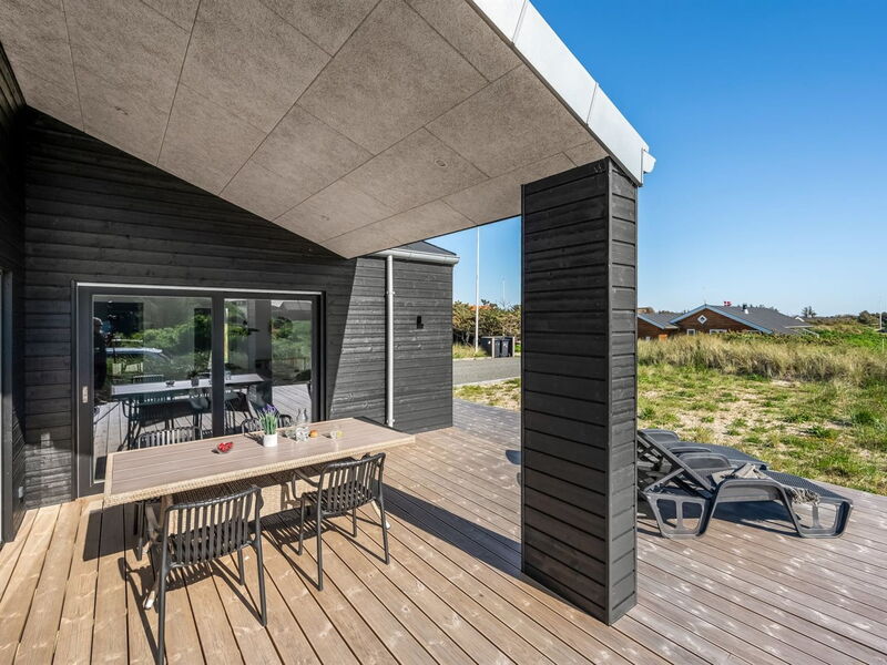 Chenoa - 350M from the Sea