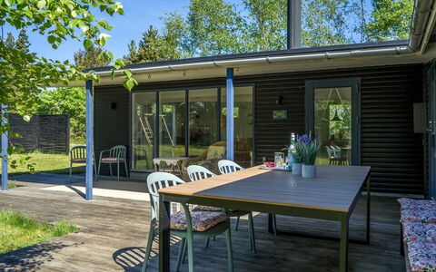 Bene - from the Sea: Meubles, Design Intérieur, Sol, Sol, Plafond, Pièce, Chaise, Table, Appartement, Table Cuisine Et Salle A Manger