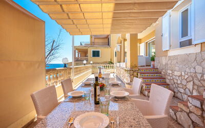 Magrana over the Sea (Private Pool).