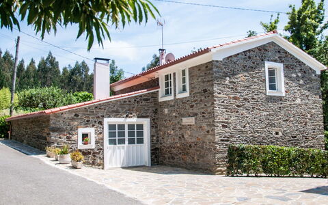 El Olivo: Plante, Ciel, Nuage, Propriété, Fenêtre, Arbre, Porte, Lot Terre, Chalet