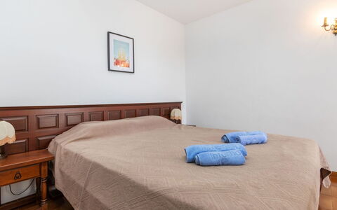 Rec de Canet: Propriété, Meubles, Confort, Bleu Azur, Bois, Textile, Design Intérieur, Bâtiment, Dur