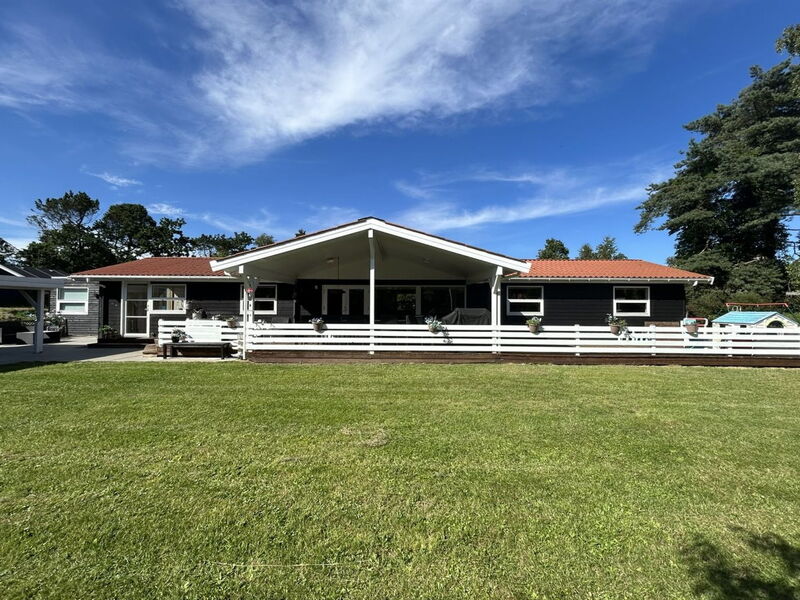 fernandine - 600m From The Sea