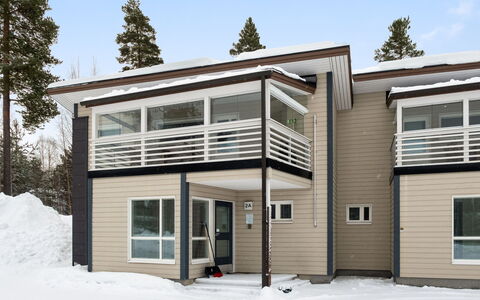 Vuokatinranta Suite 2 a: Siding, Domicile, Chalet, L'Hiver, Fenêtre À Guillotine, Gelé, Balcon, Neige, Daylighting