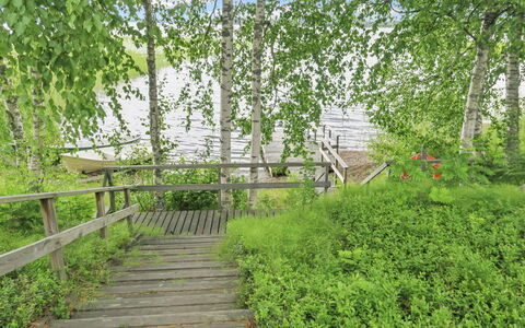 Vuokatinranta Suite 4 B: Meubles, Design Intérieur, Sol, Sol, Table, Plafond, Table Cuisine Et Salle A Manger, Éclairage, Chaise, Domicile